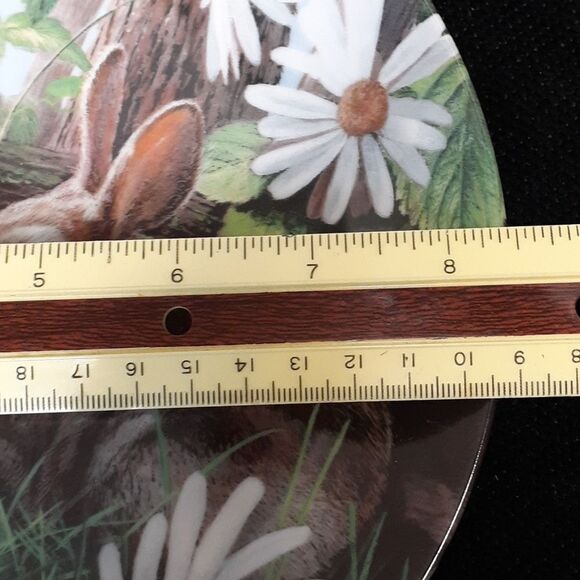 "The Rabbit" by Kevin Daniel Edwin M. Knowles china - Picture 4 of 4